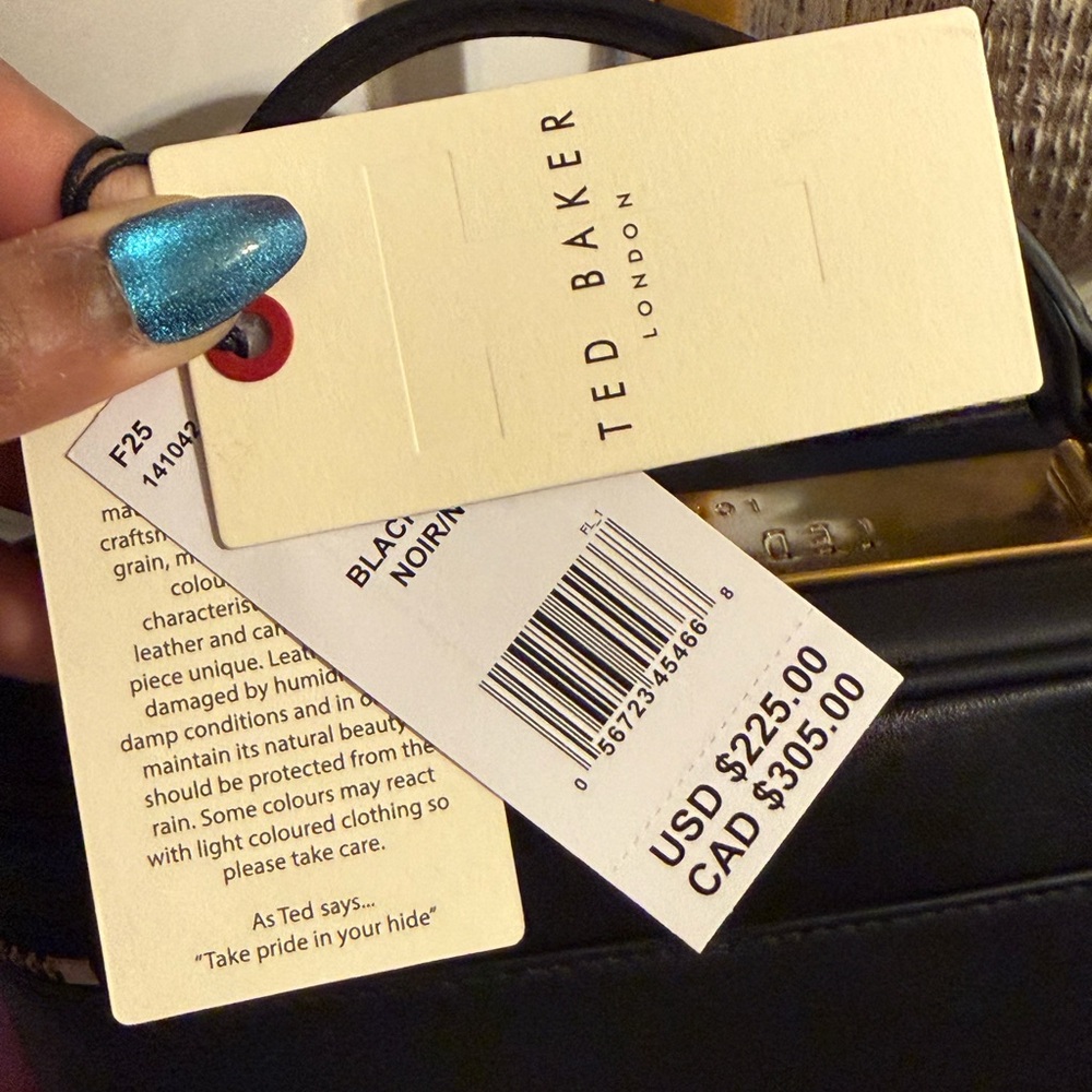 Ted Baker Leather Vanity Bag - Picture 4 of 8
